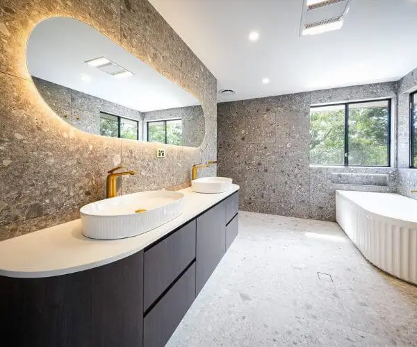 Luxurious-Bathroom-renovation-work